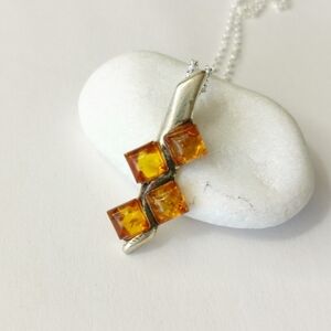 Baltic Amber sterling silver pendant necklace 🆕